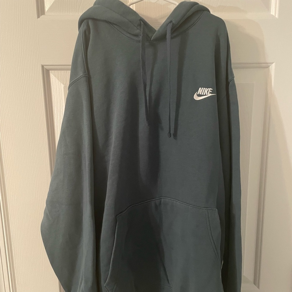 Nike hooded sweatshirt